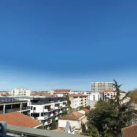 Apartment T2 Tres Lumineux + Pkg *